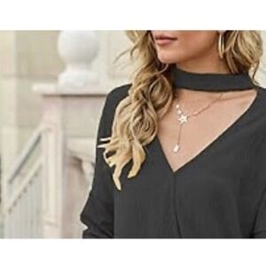 Trouve top oversized with cut out- size small